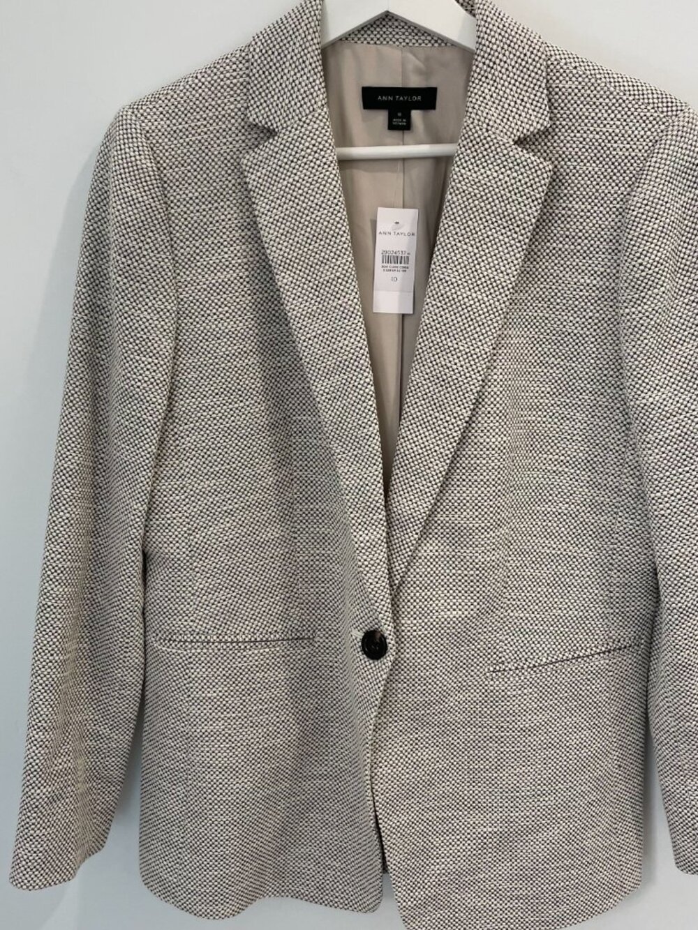 Ann Taylor Single Button Fitted Blazer Size 10 NWT Textured Neutral Classic